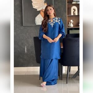 Brand new Pakistani designer SNL inspired shalwar kameez set